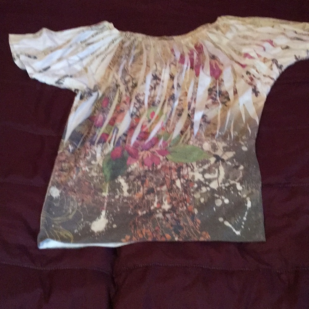MoaMoa top cream pattern